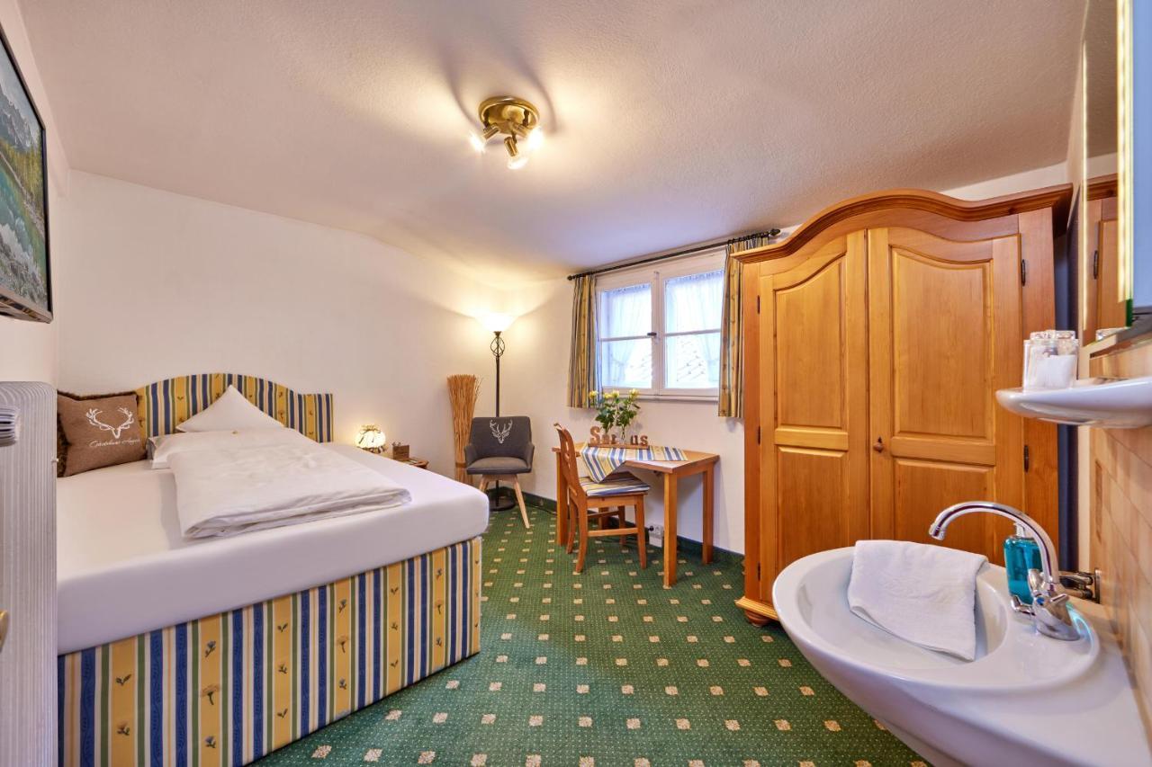 Gaestehaus Angela Гарміш-Партенкірхен Екстер'єр фото